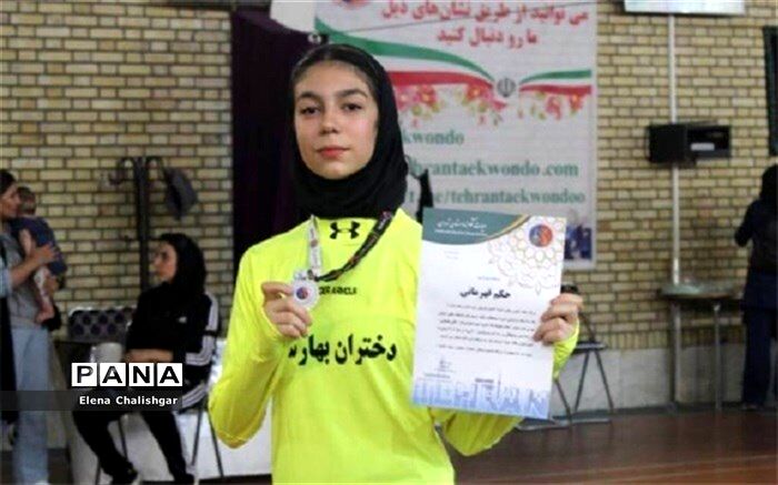 تکواندو، مکتبی از هنر و فلسفه است که بر پایه تمرین مهارت و اخلاق رزمی بنا شده است