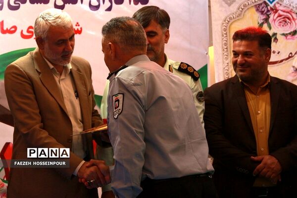 آیین تجلیل از آتش‌نشانان فداکار و خدمات ایمنی شهرستان بهارستان