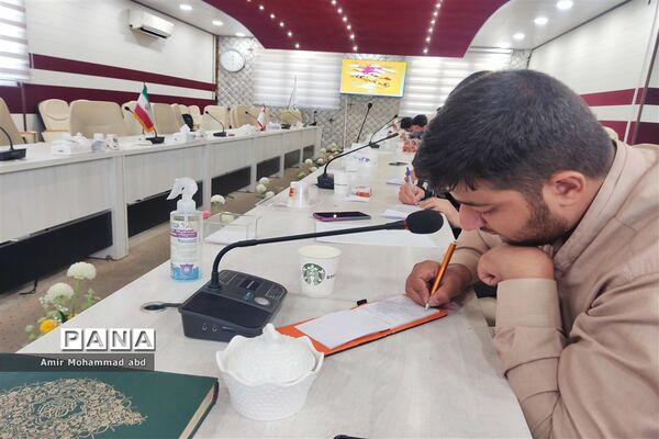 کارگاه آموزشی طرح هر مدرسه یک خبرنگار ویژه دانش‌آموزان پسر کهریزک