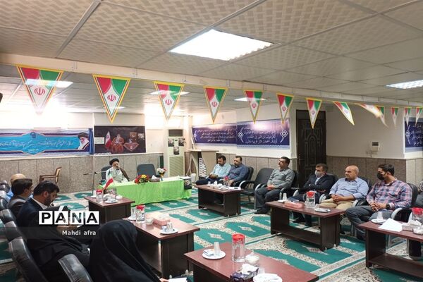 نشست جهاد تبیین مدیران مدارس غیر دولتی با امام جمعه بهبهان