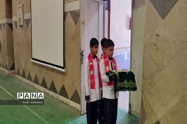 نواخته شدن زنگ عاطفه‌ها در مدارس شادگان