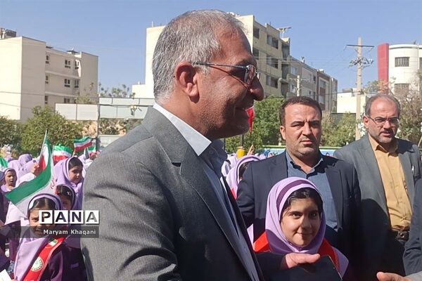 جشن عاطفه‌ها در دبستان پوشینه بافت ایران ناحیه ۳ شیراز