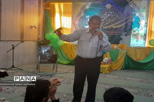 جشن هفته وحدت در اداره آموزش و پرورش ناحیه۳