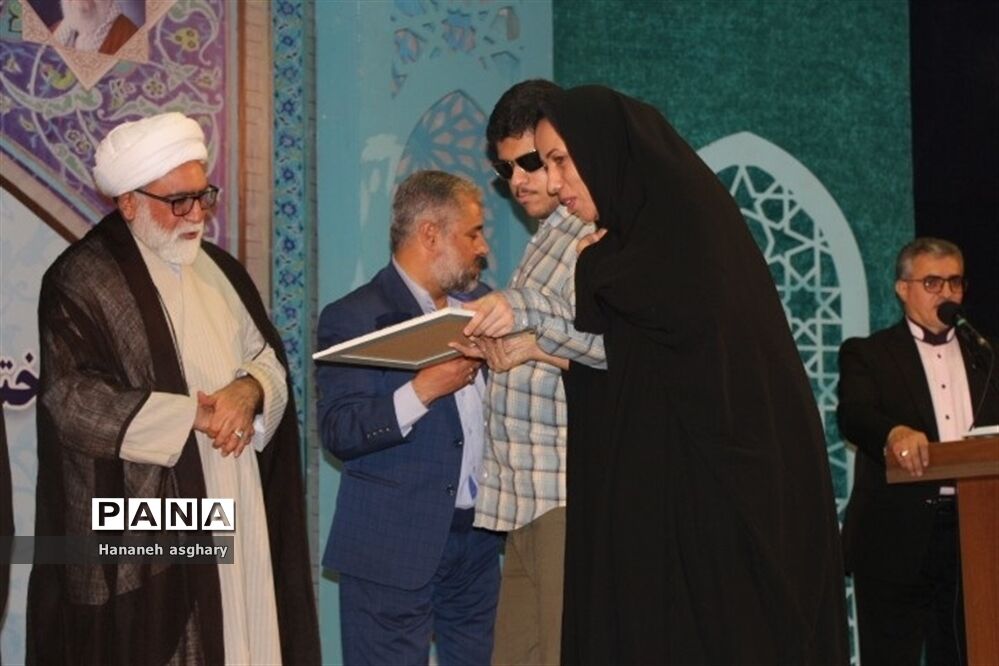 اختتامیه بزرگترین طرح سنواتی حفظ قرآن کریم با حضور حافظان کشوری قرآن