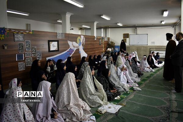 آیین زنگ نماز دبیرستان دخترانه الزهرا بومهن