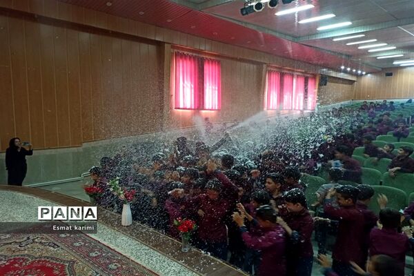 جشن میلاد پیامبر اکرم (ص) و امام جعفرصادق(ع) دبستان جیحون خاتم