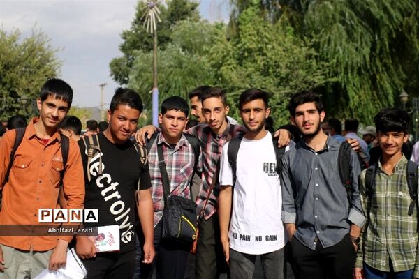 اعزام دانش‌آموزان منتخب استان چهارمحال و بختیاری به اردوی زیارتی مشهد مقدس