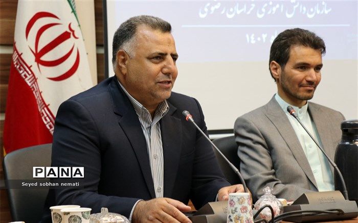 اعزام  اولین کاروان دانش‌آموزی به کربلا معلی به همت معاون پرورشی و تربیت بدنی نیشابور