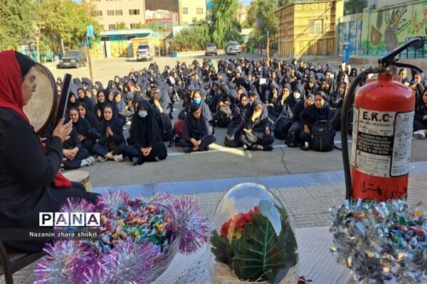 جشن ولادت پیامبر اکرم (ص) در شهرستان‌ قرچک