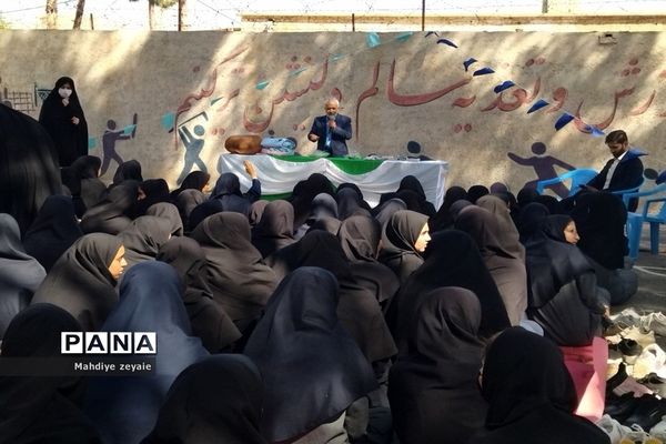 برگزاری مراسم ولادت با‌سعادت پیامبر اکرم (ص) و امام جعفر صادق(ع) در خلیل آباد