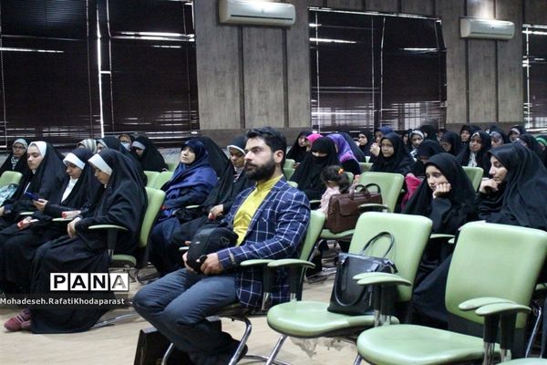 جشن میلاد پیامبر اکرم (ص) و امام جعفر صادق (ع) در سالن اجتماعات شهید چمران ناحیه ۵ مشهد