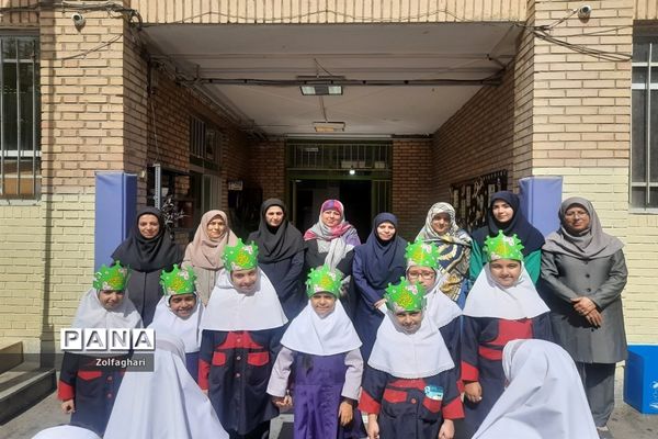 چشن میلاد پیامبر اکرم (ص) در دبستان حقیقت منطقه ۱۳