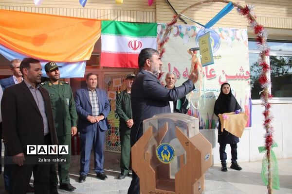 برگزاری جشن عاطفه‌ها در دبیرستان دخترانه فاطمه الزهرا(س)