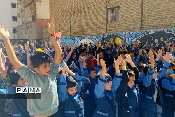 جشن میلاد پیامبر در مدارس رودهن