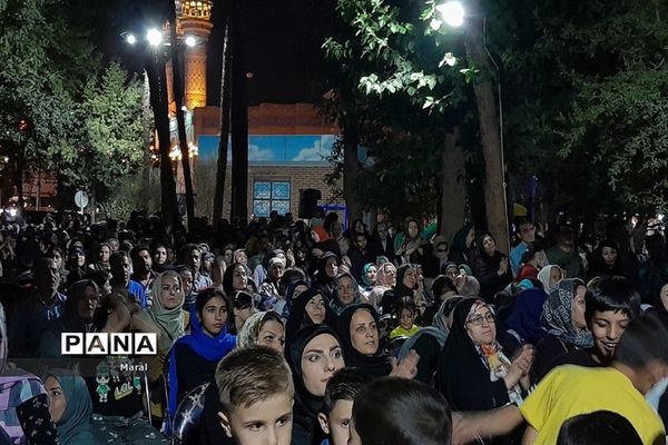 برگزاری جشن میلاد رسول‌ اکرم(ص) در ‌قرچک