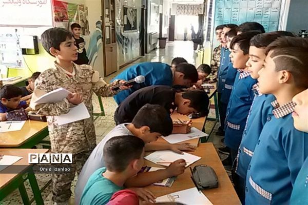 نقاشی همگانی با موضوع ایثار و شهادت در آموزشگاه‌های ابتدایی خراسان شمالی