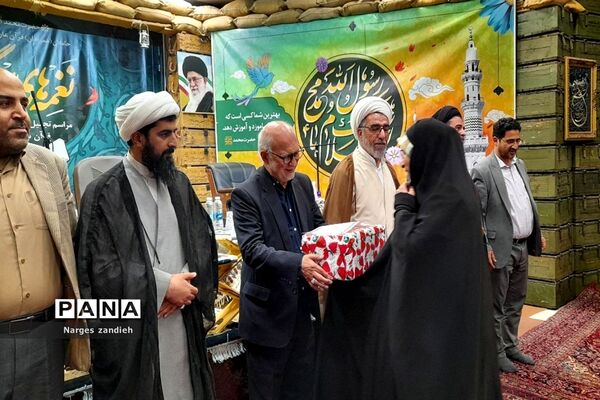 برگزاری مراسم نغمه‌های ماندگار در ملارد