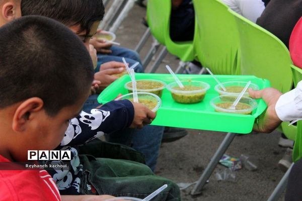 جشن‌ ولادت پیامبرخوبی‌ها(ص) و امام صادق(ع) در روستای جعفر‌آباد جنگل شهر جوادآباد