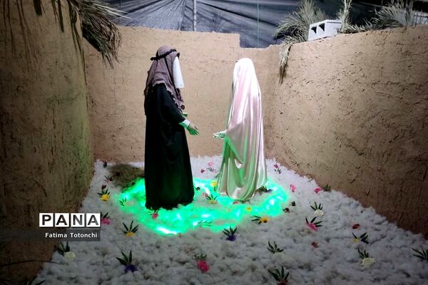 اجرای نمایش آن سوی تاریکی‌ها درجستجوی نور