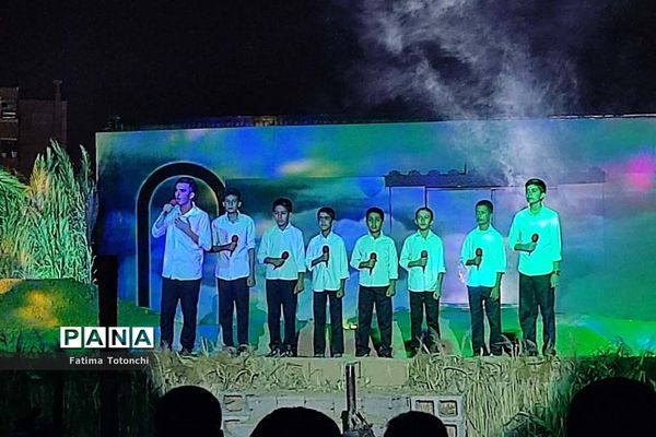 اجرای نمایش آن سوی تاریکی‌ها درجستجوی نور