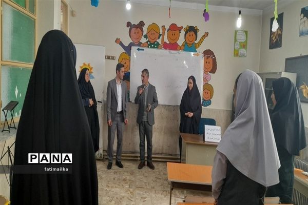 جلسه آموزشی خبرنویسی  ویژه دانش‌‌آموز‌خبرنگاران در شهرستان فیروزکوه