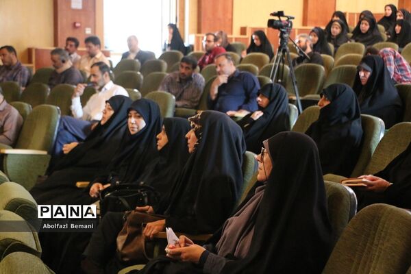 دوره آموزش تکمیلی «معلم راوی» در قم