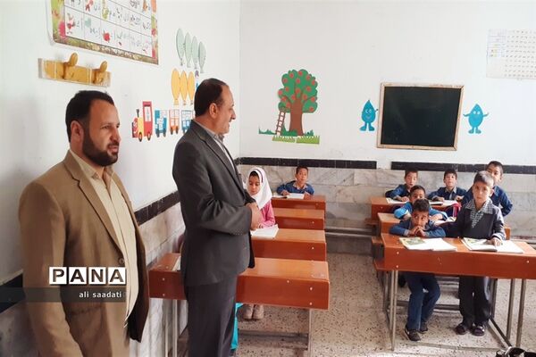 بازدید مدیر دستگاه تعلیم و تربیت شهرستان کلات از برخی از مدارس روستاهای کلات