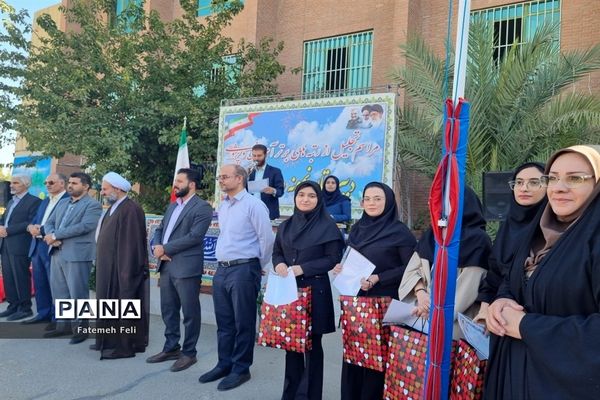 تجلیل از رتبه‌های برتر کنکور سراسری، آموزشی و پرورشی دبیرستان نمونه دولتی ارشاد