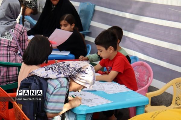 جشن بزرگ میلاد پیامبر اکرم (ص) در میدان ولیعصر تهران