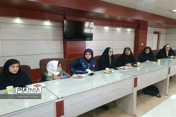 نخستین نشست هم‌اندیشی خبرنگاران پانا شهرستان ملارد در سال تحصیلی جدید
