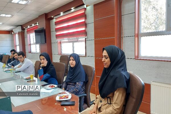 نخستین نشست هم‌اندیشی خبرنگاران پانا شهرستان ملارد در سال تحصیلی جدید