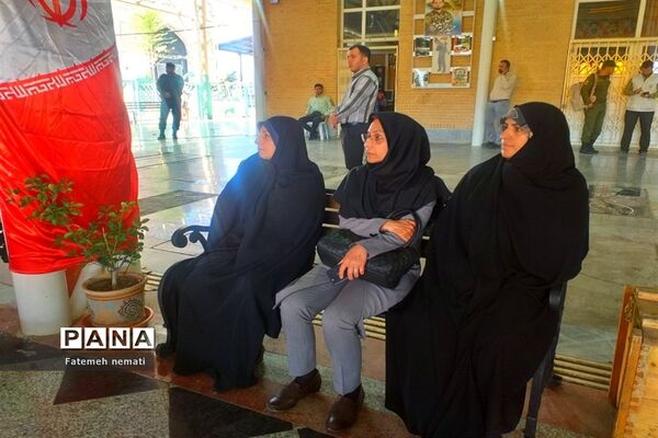 گرامیداشت روز نیروی انتظامی در گلزار شهدای ملارد