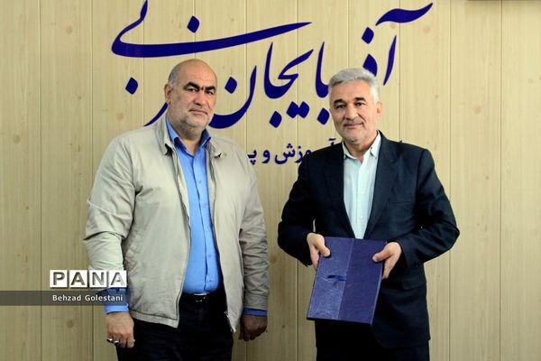 دیدار نمایندگان مجلس دانش‌آموزی با مدیرکل آموزش و پرورش آذربایجان غربی