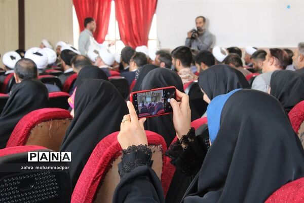 آیین تکریم و معارفه امام جمعه بخش گلستان شهرستان بهارستان
