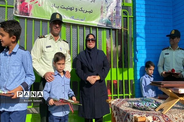 گرامیداشت هفته نیروی انتظامی در مدارس آباده