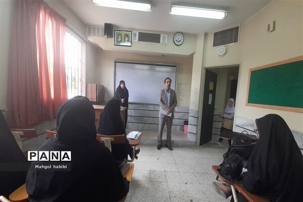 برگزاری همایش مدیران حوزه معاونت متوسطه ناحیه ۷ مشهد مقدس
