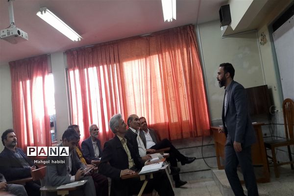 برگزاری همایش مدیران حوزه معاونت متوسطه ناحیه ۷ مشهد مقدس