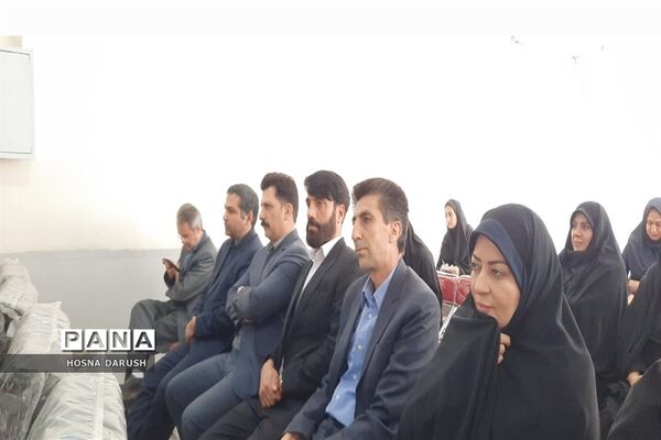 رونمایی از اولین تابلو سر در مراکز کودکستانی کشور در مشهد الرضا(ع)