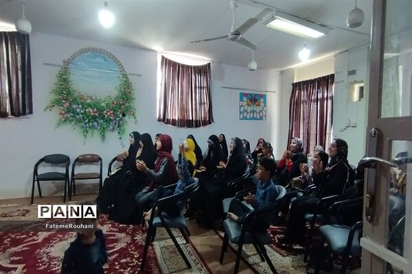برگزاری پاتوق دخترانه در خلیل آباد