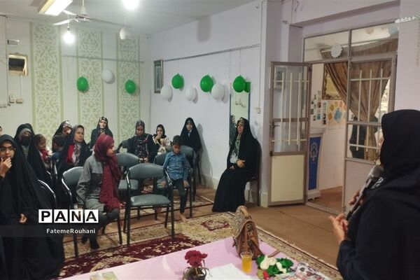 برگزاری پاتوق دخترانه در خلیل آباد