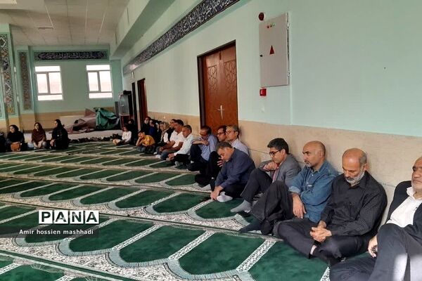 برگزاری جلسه انجمن اولیا و مربیان در دبیرستان ابن‌سینا رودهن