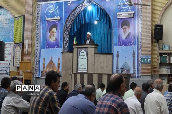 اقامه نماز جمعه در شهر جوادآباد