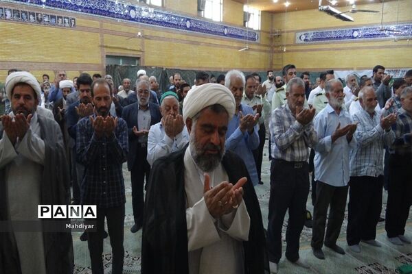 اقامه نماز جمعه در شهر جوادآباد