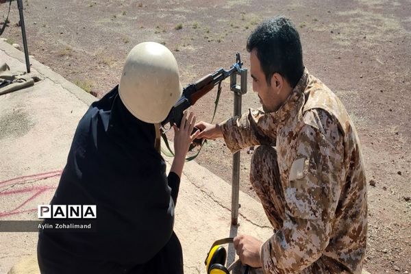آموزش یگان بسیج و میدان تیر شهرستان رباط‌کریم