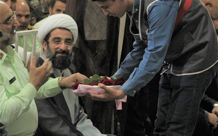 تقدیر دانش‌آموزان قمی از فرمانده انتظامی استان قم