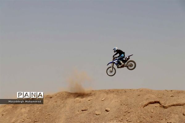 برگزاری لیگ استانی مسابقات موتورکراس در اردکان