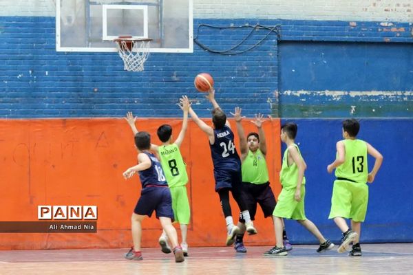 روز آخر مسابقات مینی بسکتبال استان قم