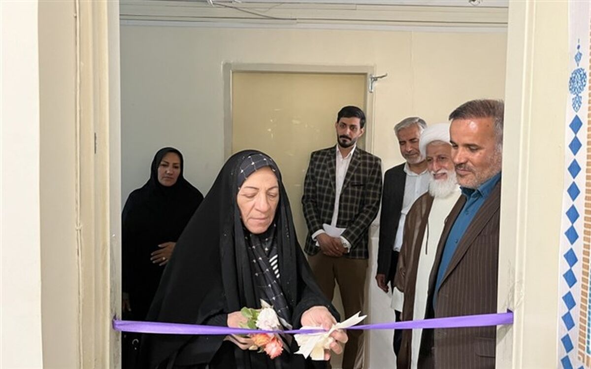 افتتاح دفتر بانوان خیرین مدرسه‌ساز در شازند