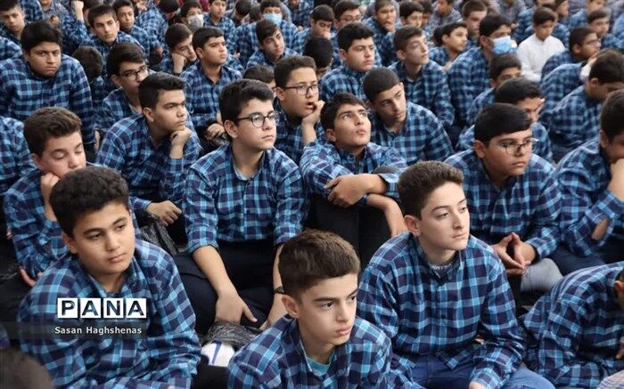 اولیا در مدارس شاهد، مطالبه‌گری و نقش‌آفرینی کنند