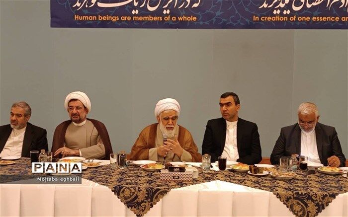 دیدار مهمانان ششمین اجلاس بین‌المللی همبستگی با کودکان و نوجوانان فلسطین با آیت‌الله اختری